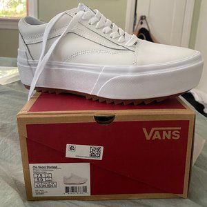NEW VANS Old Skool Stacked Sneaker - White size 9